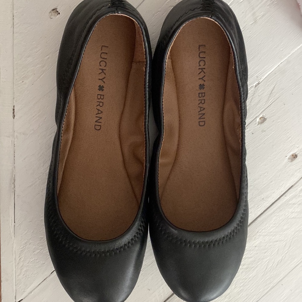 NEW Womans Lucky Brand Black Ballett Flats (NWT)